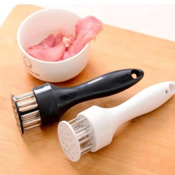 Carnea este fragedă și fină ca tofu! Doar o îmbucătură și carnea devine moale și suculentă instantaneu! Un aparat de fragezit carne din oțel inoxidabil este un accesoriu indispensabil în bucătărie!