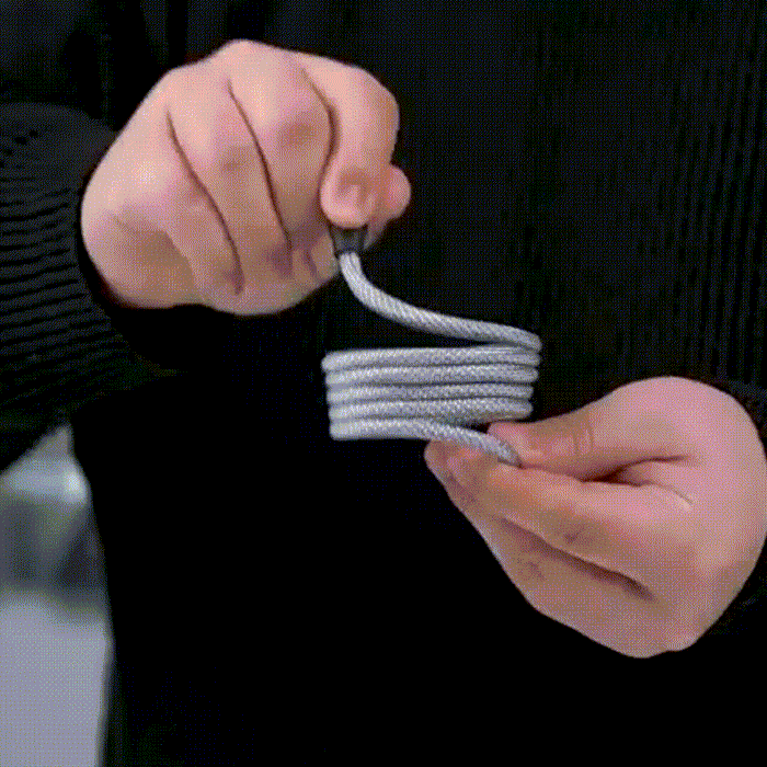 MagCable | Cablu magnetic anti-încurcare [Încărcare sigură, rapidă și portabilitate ușoară]